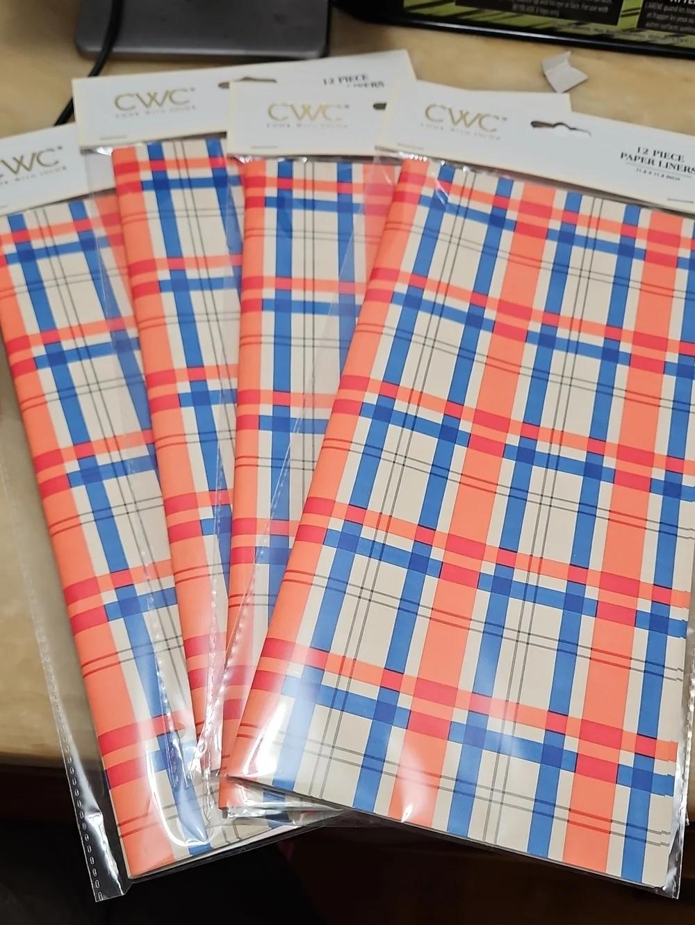 4 Pack Cwc Food Basket Holiday Coral Food Plaid Paper Liners - Pack of 12